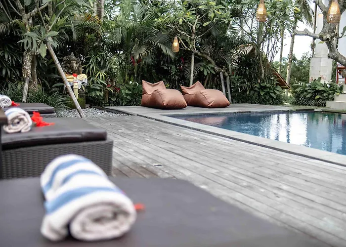 Hotel Suarsena Bisma 3*