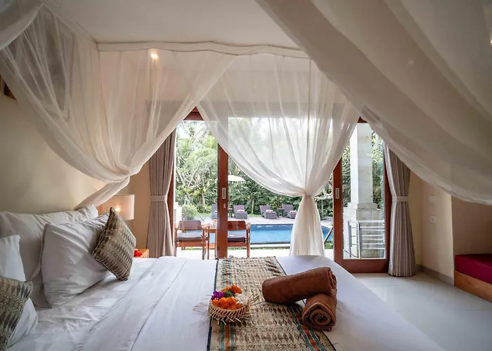 Hotel Suarsena Bisma 3*